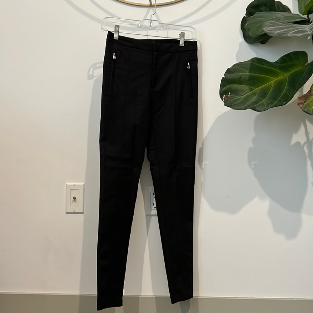 Zara tapered black slacks, with zipper detail
